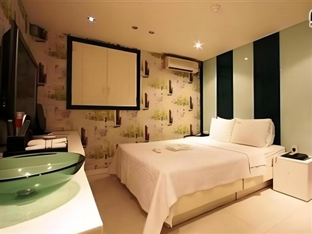 Fox Hotel Seoel Buitenkant foto