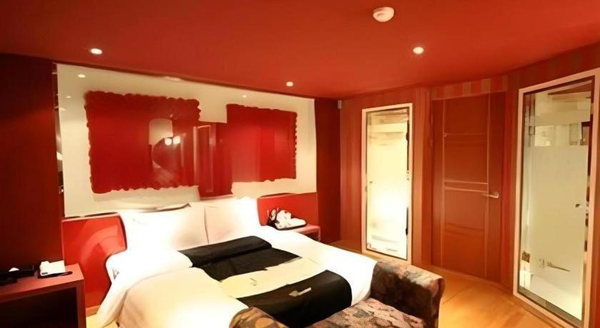 Fox Hotel Seoel Buitenkant foto