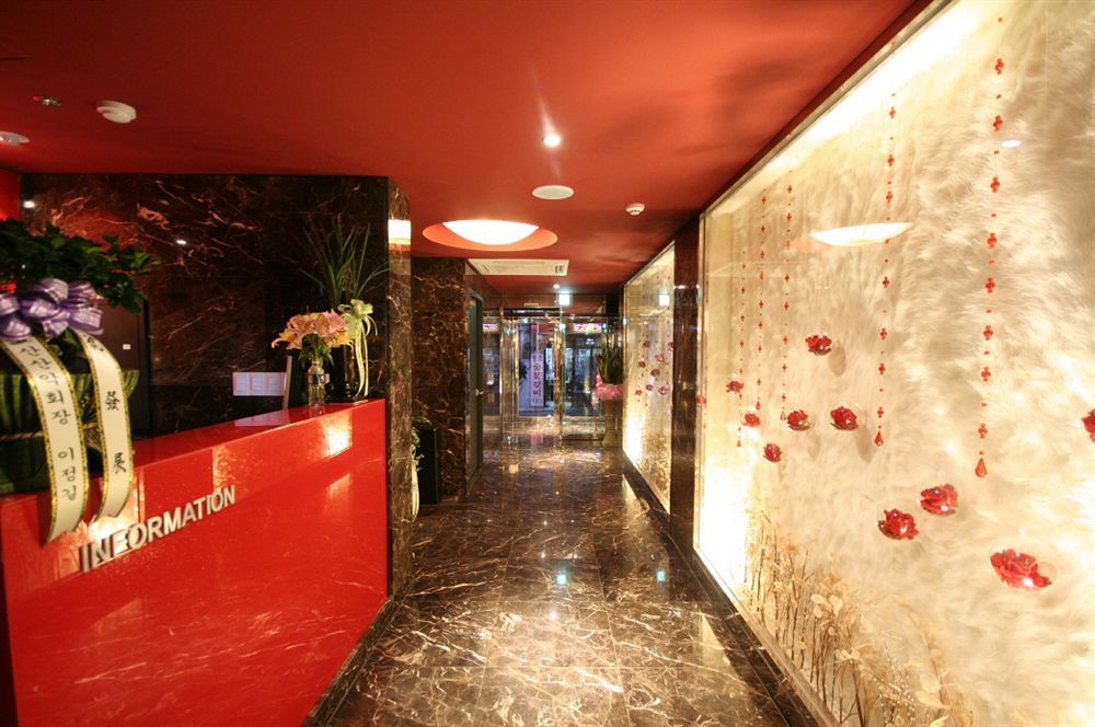 Fox Hotel Seoel Buitenkant foto